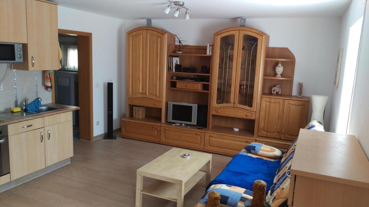 Ferienwohnung Fliederweg Suhl Buitenkant foto